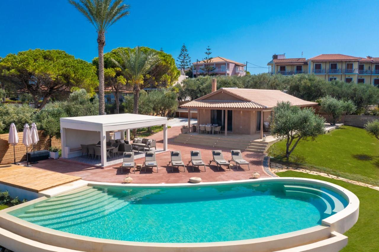 Carvella - A Sublimely Relaxing Escape! Villa *