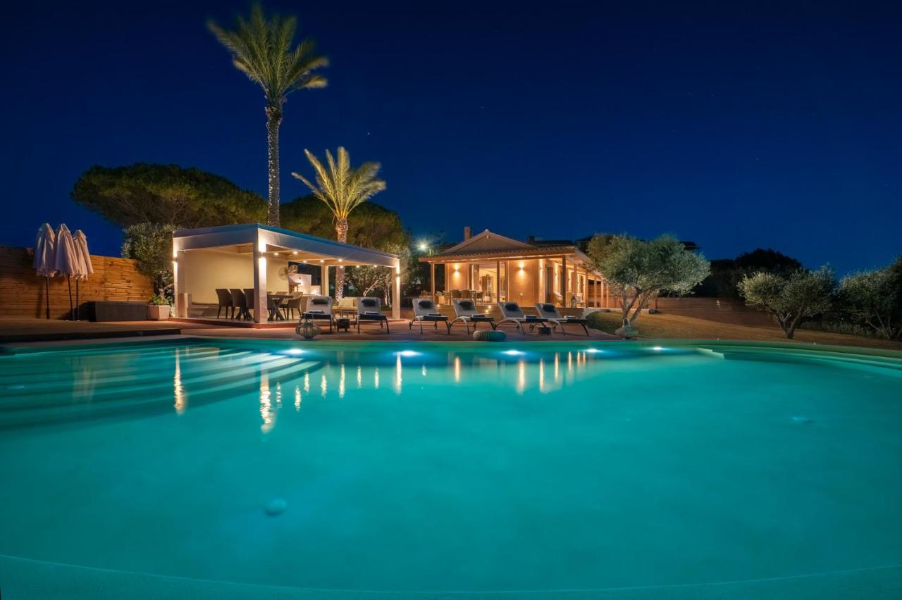 Carvella - A Sublimely Relaxing Escape! Villa